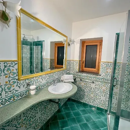 Casa Aprea Holiday home *