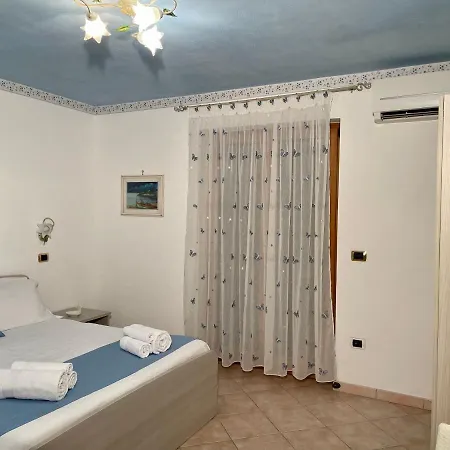 Casa Aprea Holiday home *